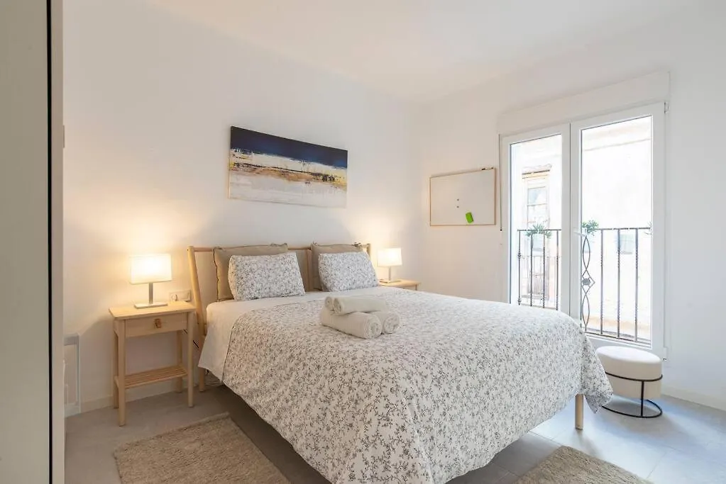3 Bedroom Flat In Historic Centre Malaga Spain