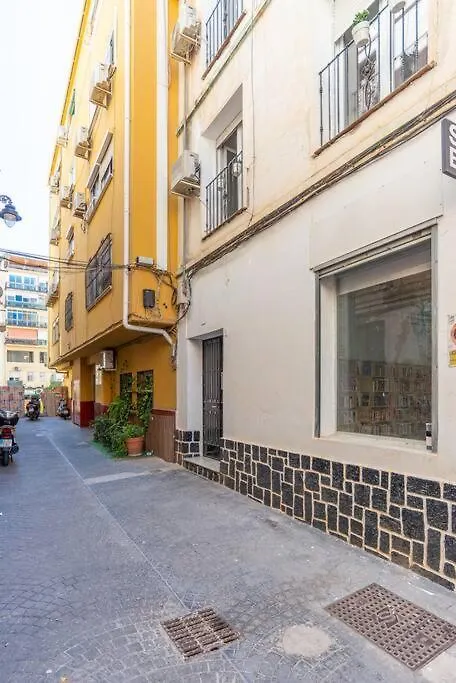 3 Bedroom Flat In Historic Centre Malaga